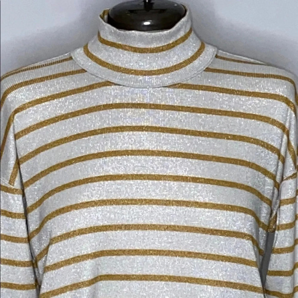 Anthro Vanessa Virginia Striped Metallic Top - S - Picture 3 of 8